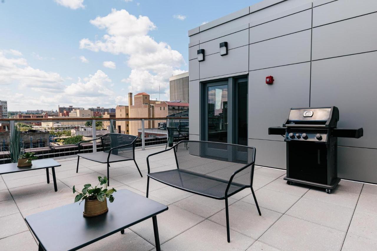 Kislak 402 Spacious 1Br Retreat Above The City นูวาร์ก ภายนอก รูปภาพ
